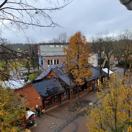 Apartament Morskie Oko Krupowki 48, Budynek Polskie Koleje Linowe Zakopane